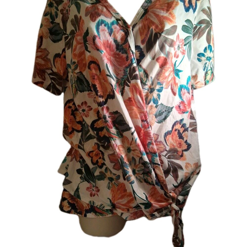 Christopher & Banks Women's Floral Wrap Short Sleeved Shirt Size XL